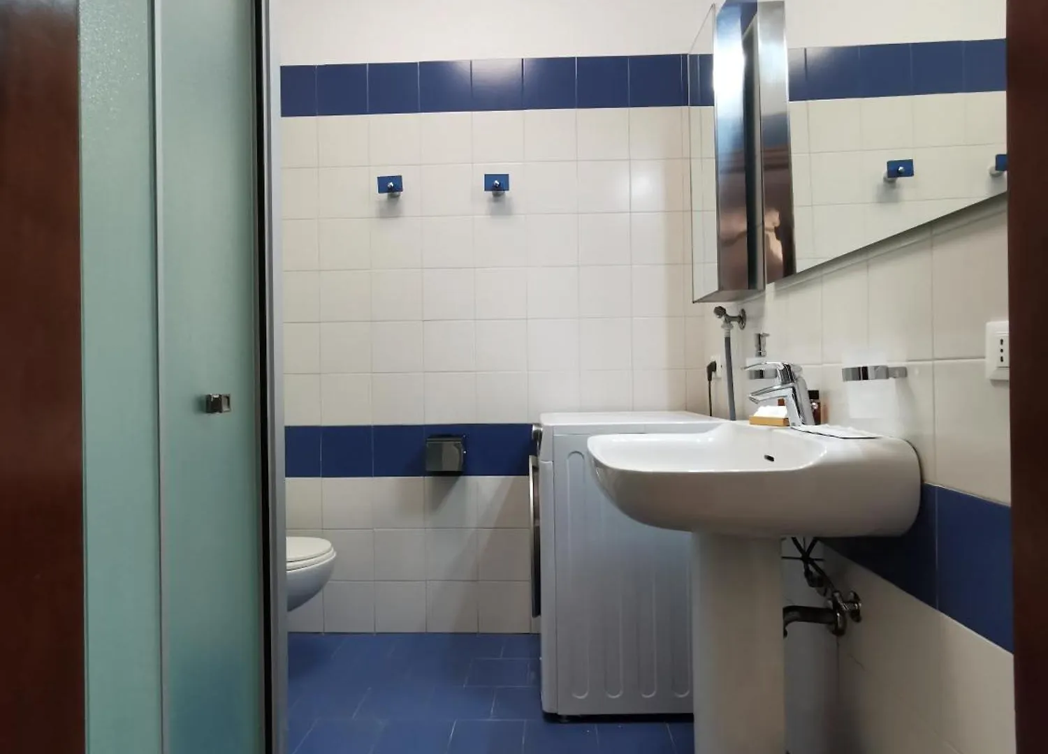 Large And Bright Apartment With Canal View ヴェネツィア 0*,  イタリア